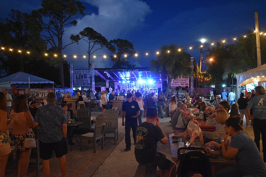 The event drew people and pups to the courtyard at Big Top Brewing.