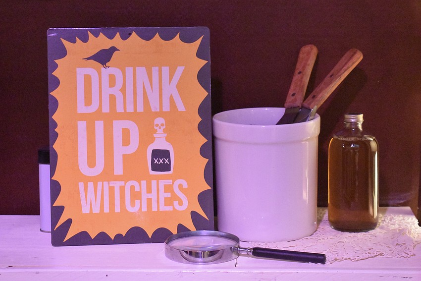 Pineapple Kitchen is preparing for Halloween with decorations, hot toddies and a Boo-Cuterie Charcuterie Workshop in October.