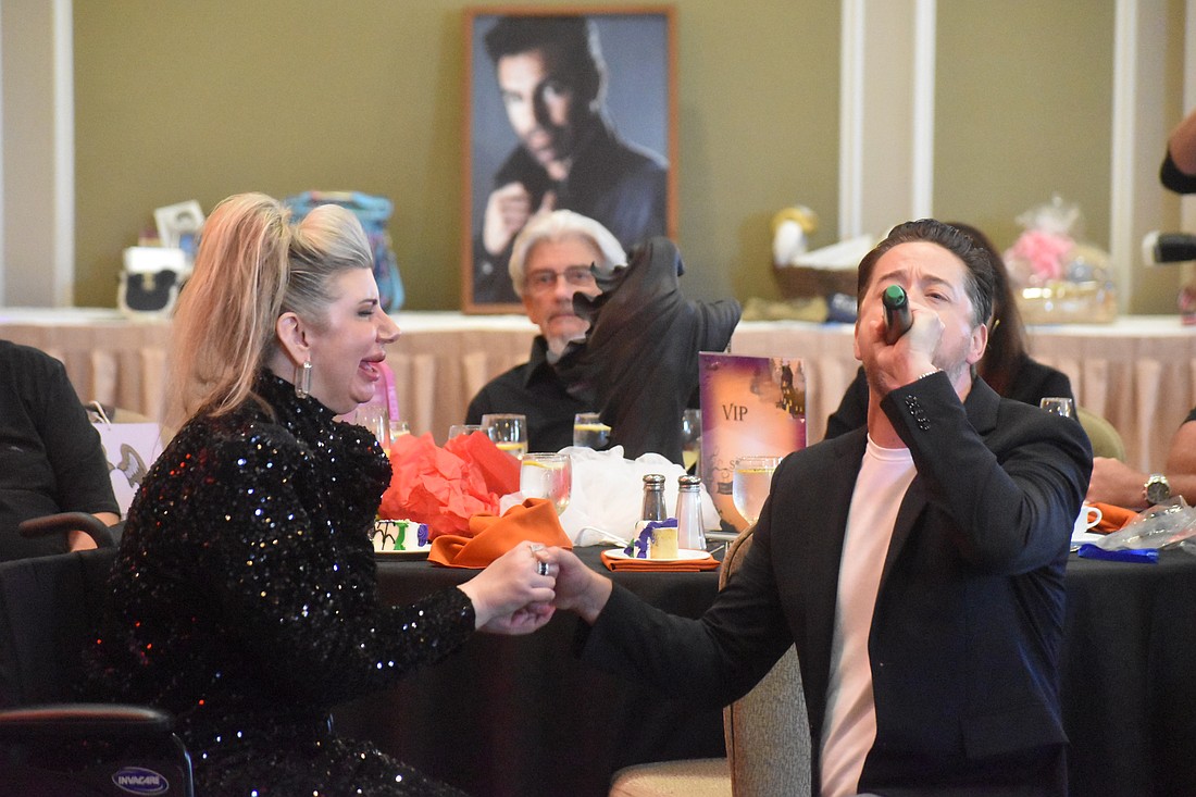 Samantha Bozza is serenaded by Bradford Anderson, who played Damian Spinelli on "General Hospital."