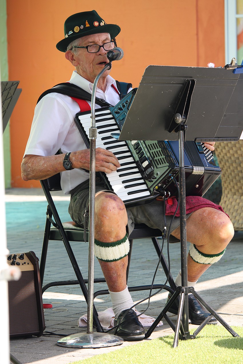 Bill Milner of The Fabulous Schnitzel Brothers polka band lent his talents on the accordion and with vocals.