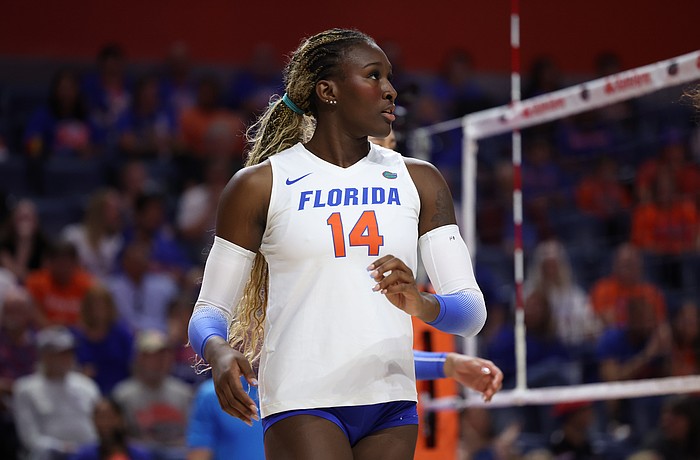 Jordyn Byrd is pictured during Florida's match against Baylor on Sept. 14 at Exactech Arena. The redshirt sophomore outside hitter is playing her first collegiate season after transferring from Texas.