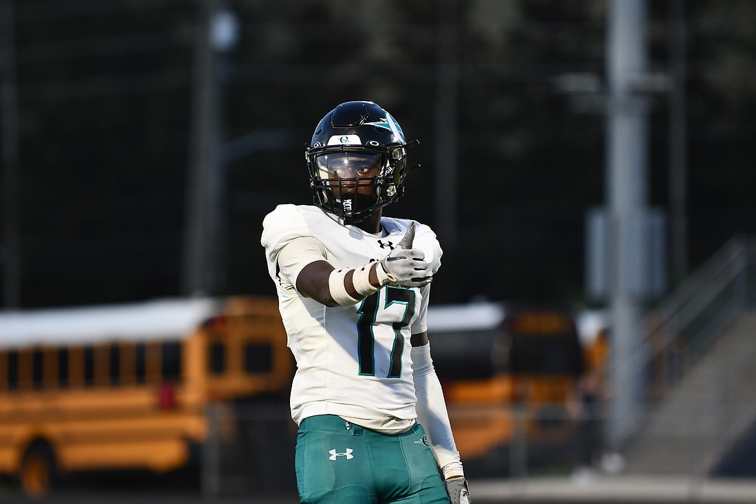 Olympia’s wide reciever Kristopher Munroe signaled he was ready to go.