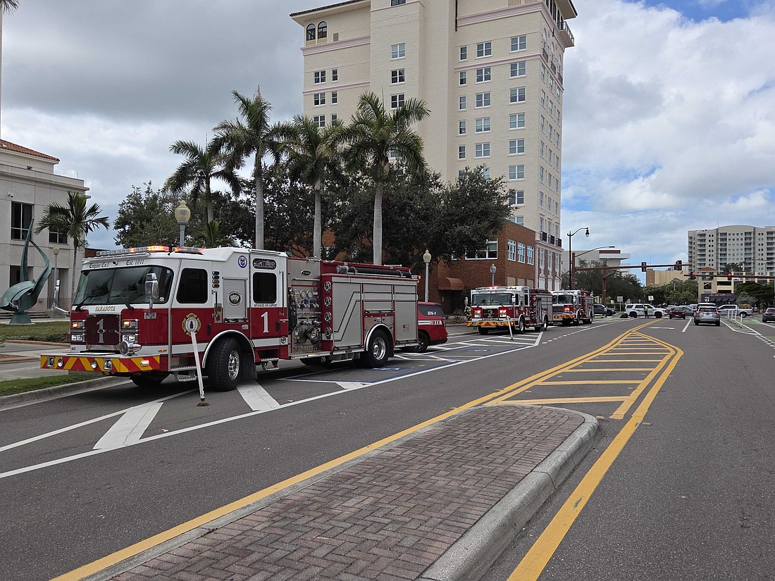 In total, 11 units were dispatched at 12:37 p.m., assisted by Sarasota Police for traffic control.