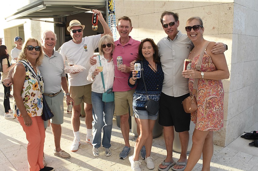 Carol Wetzig, Bob DiPetrillo, Chuck Haff, Jacqui Ritchie and Bill Ritchie, Debbie and Glenn McPeak and Karen Haff enjoyed their time at the event.