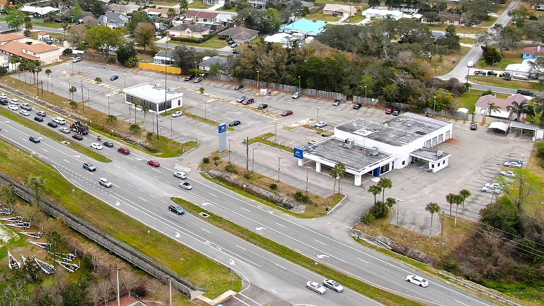 United Rentals is leasing a 4.07-acre former Hyundai dealership property in St. Augustine at 2898 U.S. 1 S.
