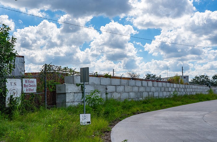 U.S. Recycling is a construction and demolition recycling facility which borders the Central Cocoanut neighborhood. Suncoast Waterkeeper has filed a notice of intent to sue U.S. Recycling for allegedly polluting Hog Creek via stormwater runoff.