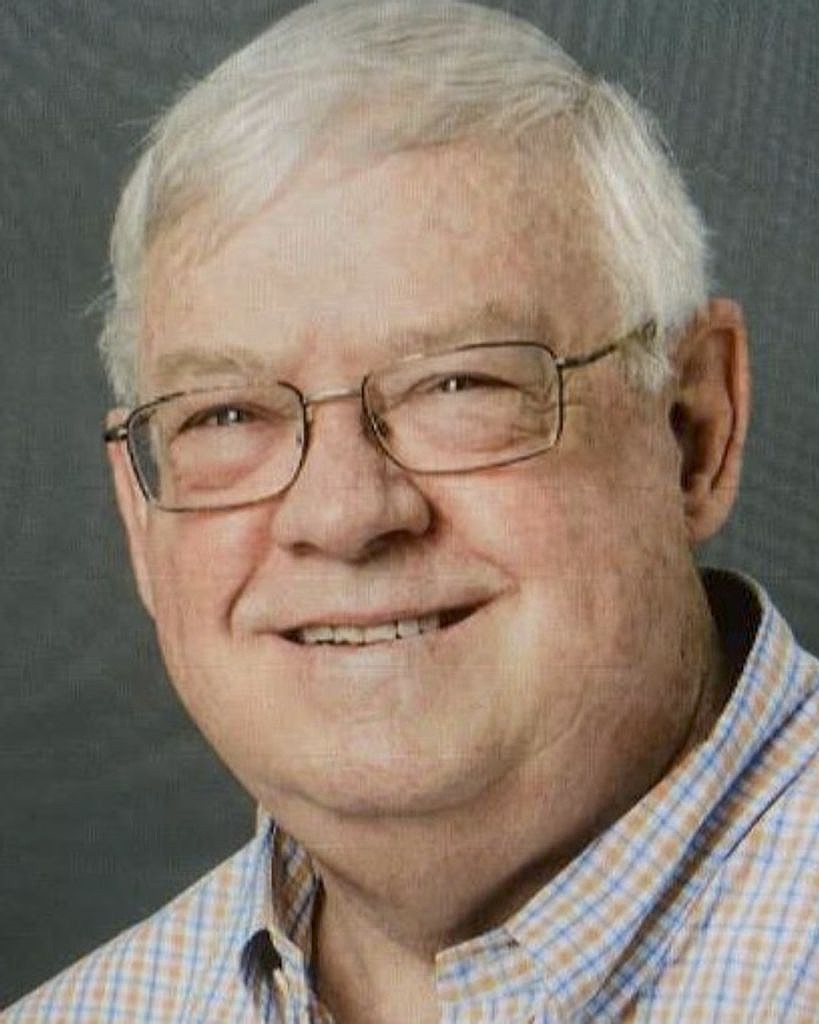 Rick Edmonds, longtime media business analyst at journalism think-tank The Poynter Institute, died Oct. 5 due to complications with his health after a car accident. He was 78.