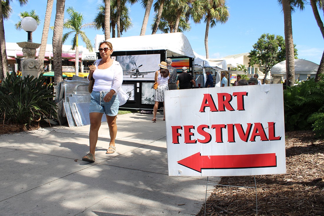 Crowds enjoyed the slightly cooler autumnal weather while strolling around St. Armands Circle for the fine art festival on Oct. 18-19.