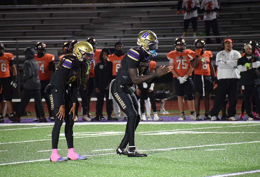 Resurgent quarterback guides Booker football to dominance | Your Resurgent quarterback guides Booker football to dominance | Your