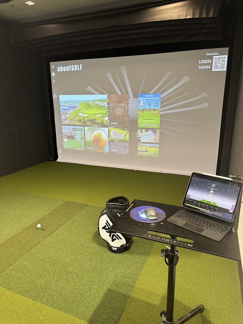 The simulator screen at Travis Fulton Golf in Riverplace Tower on the Downtown Southbank.