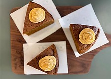 Root & Seed displays seasonal deliciousness that is all gluten-free, vegan and refined sugar-free.