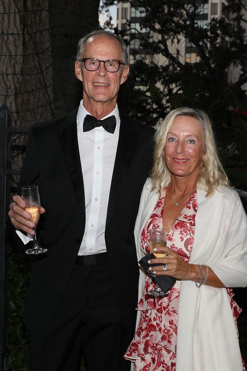 Always with smiles are Fred Simmons and Nancy Smith.