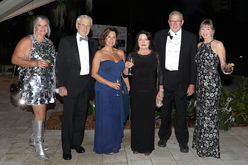 Dawn Anton, John and Mayra Schmidt, Elena and Thomas Williams and Kelly Dean