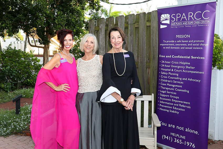Katherine Pike, Allyson Galuska and Bonne VanOverbeke greet guests at arrival.