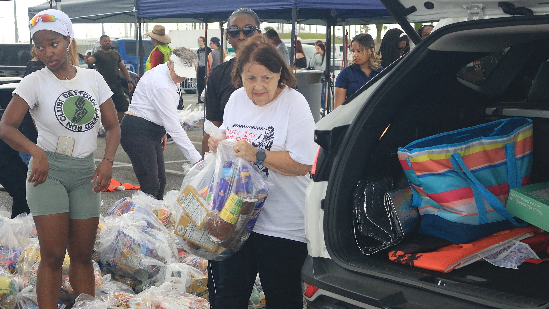 Volusia County Sheriff's Office, Jewish Federation help 3,500 families ...