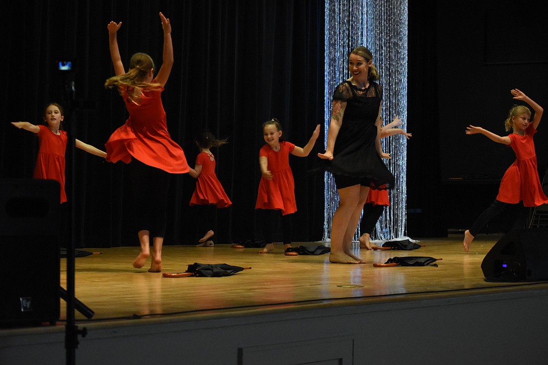 Students and instructor Elisha Byerly perform "Pennies from Heaven" with Sarasota Contemporary Dance.