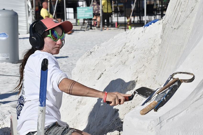 Marie-Line Gagne works on 