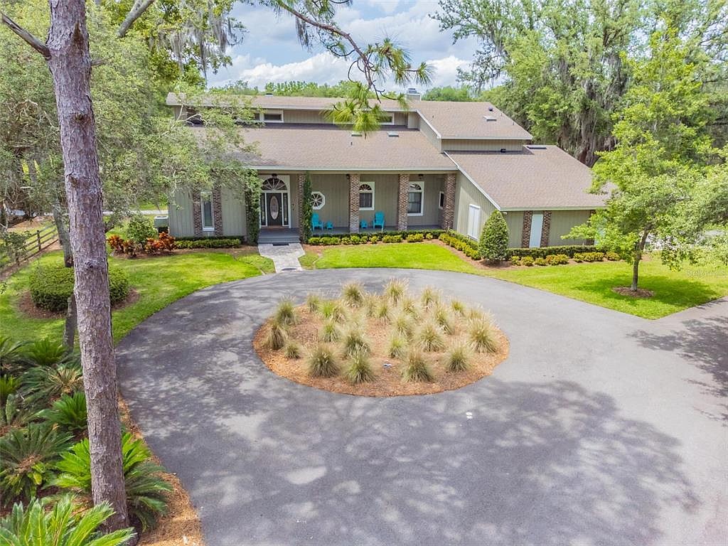 The home at 12151 Walker Pond Road, Winter Garden, sold Nov. 12, for $2,835,000. It was the largest transaction in Winter Garden from Nov. 10 to 16. The sellers were represented by Simon Simaan, Simon Simaan Group.