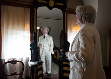 Richard Thomas stars in "Mark Twain Tonight!" at the Van Wezel Performing Arts Hall Dec. 19-20.