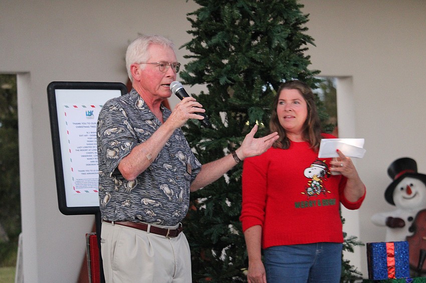Mayor Ken Schneier shares his gratitude that the Town of Longboat Key had a hurricane-free season this year while speaking at Light Up Longboat.