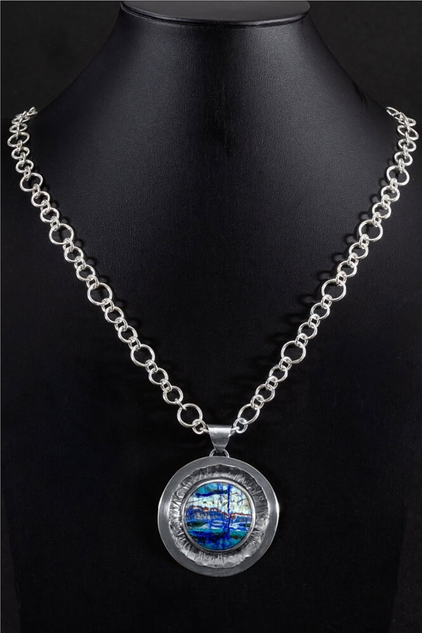 A necklace by artist Glenda Greenberg. Courtesy photo A necklace by artist Glenda Greenberg. Courtesy photo