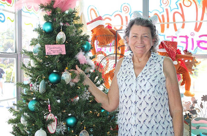 Artist Janet Peavy draws inspiration for her art from oceanic nature, often letting the shells she finds guide her work. She recently debuted her newest pieces at Three Island Monkeys.