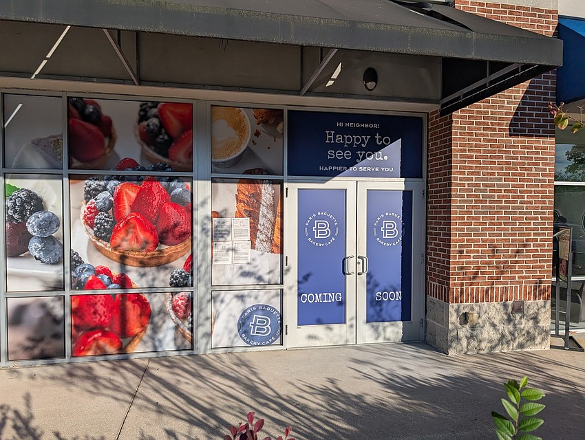 Paris Baguette at 4624 Town Crossing Drive, Unit E09A. Paris Baguette at 4624 Town Crossing Drive, Unit E09A.