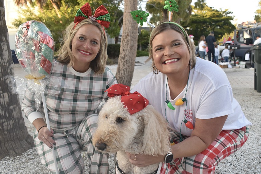 Katelyn Baranski and her sister Dara Baranski, and Fiori walked with Gecko's.