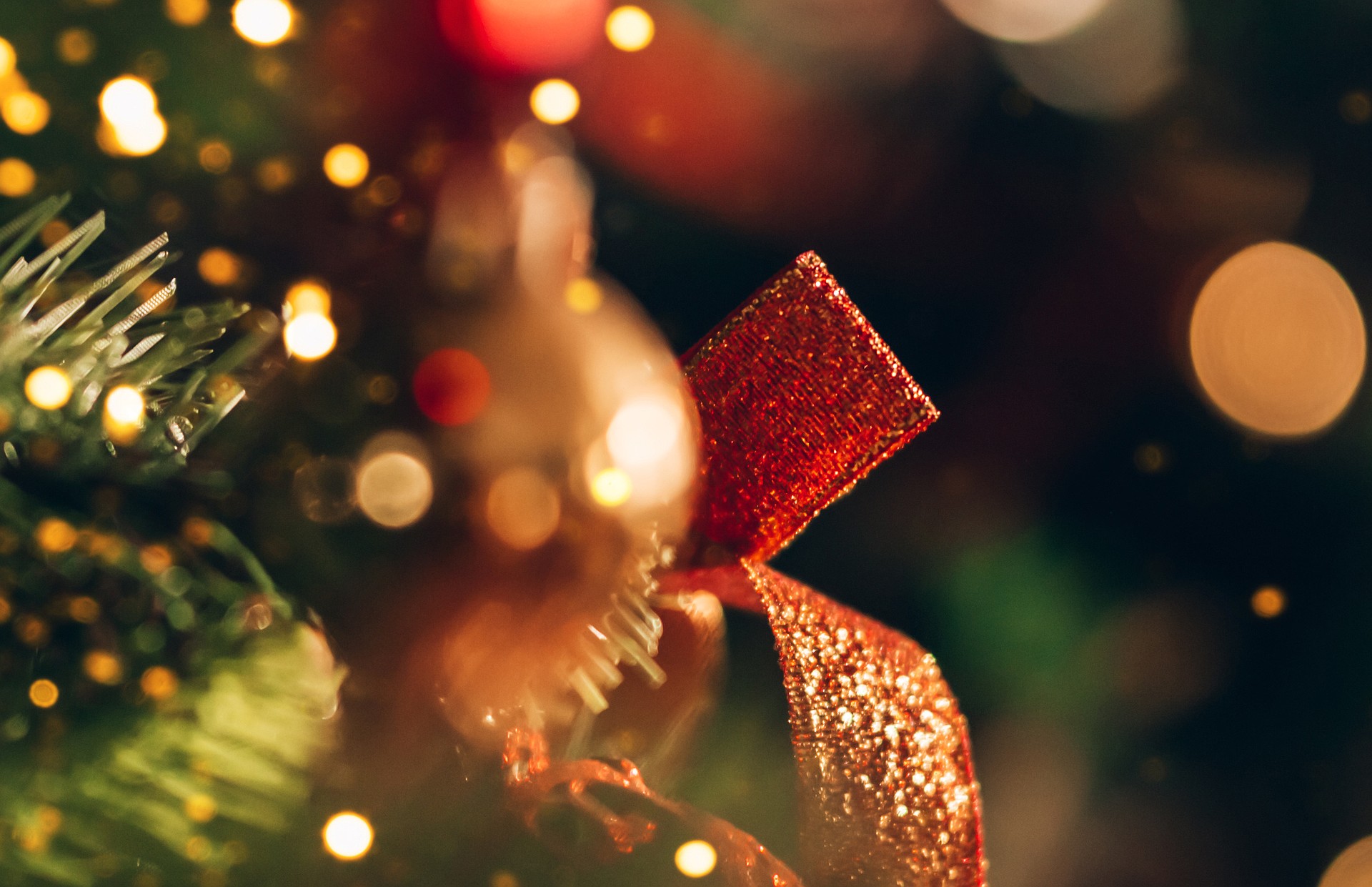 Beautiful and decorated Christmas tree. Christmas mood. Great photo for greeting cards.