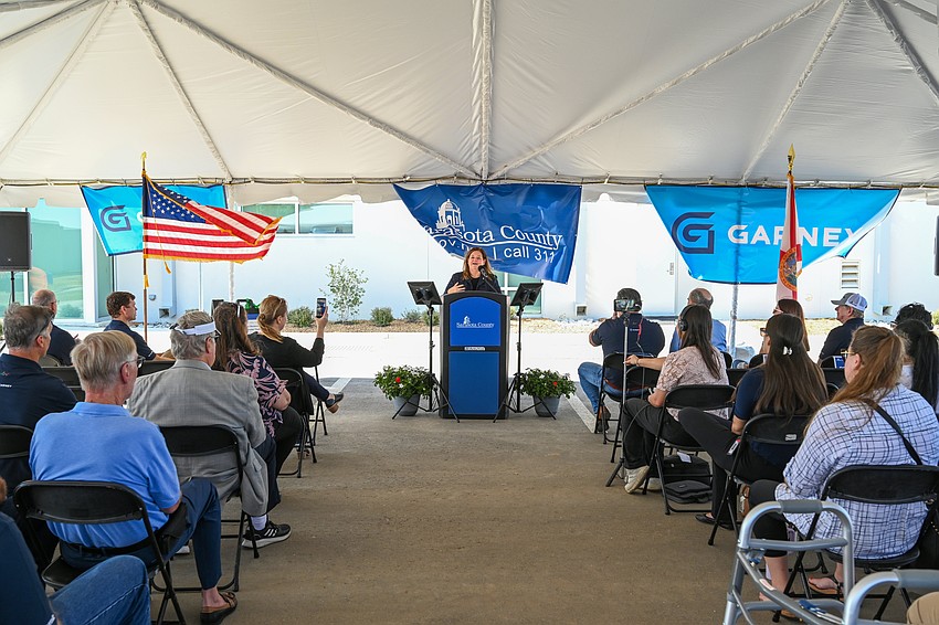 Jeaneanne Gettle of the federal Environmental Protection Agency, addresses the ceremony.