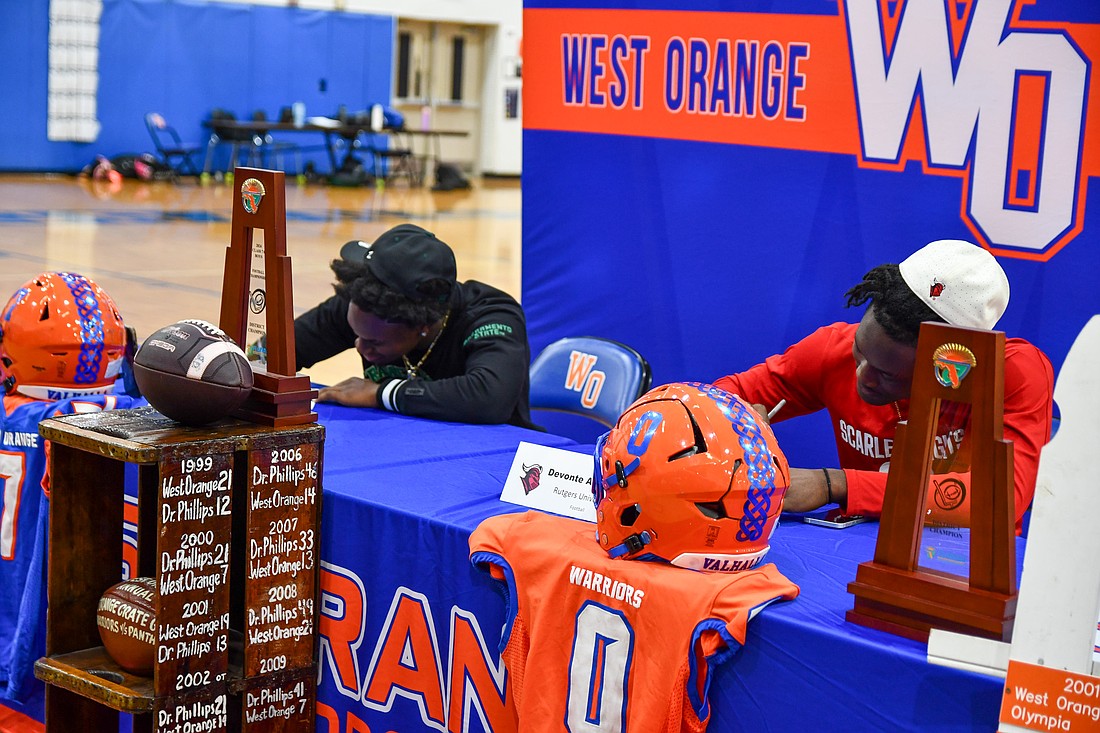 Together, Chakai Scott and Devonte Anderson signed themselves to the next chapter in their lives.