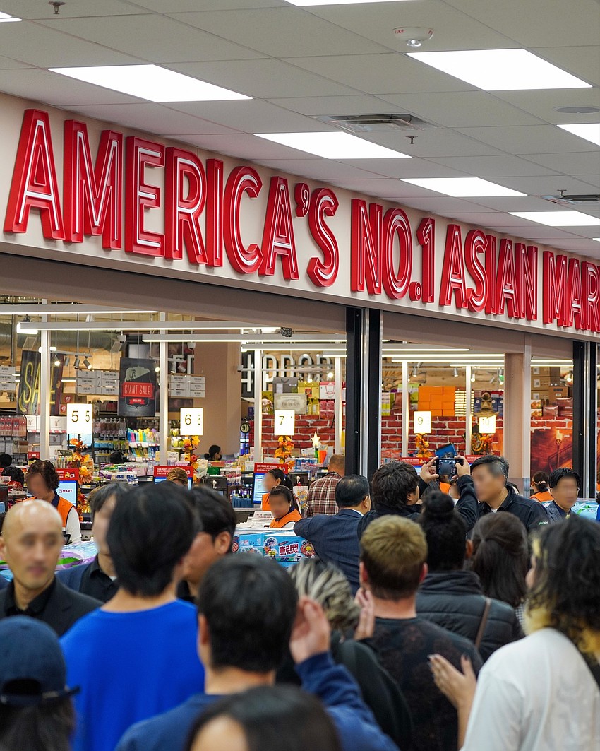 Crowds inside the Dallas H Mart. Crowds inside the Dallas H Mart.