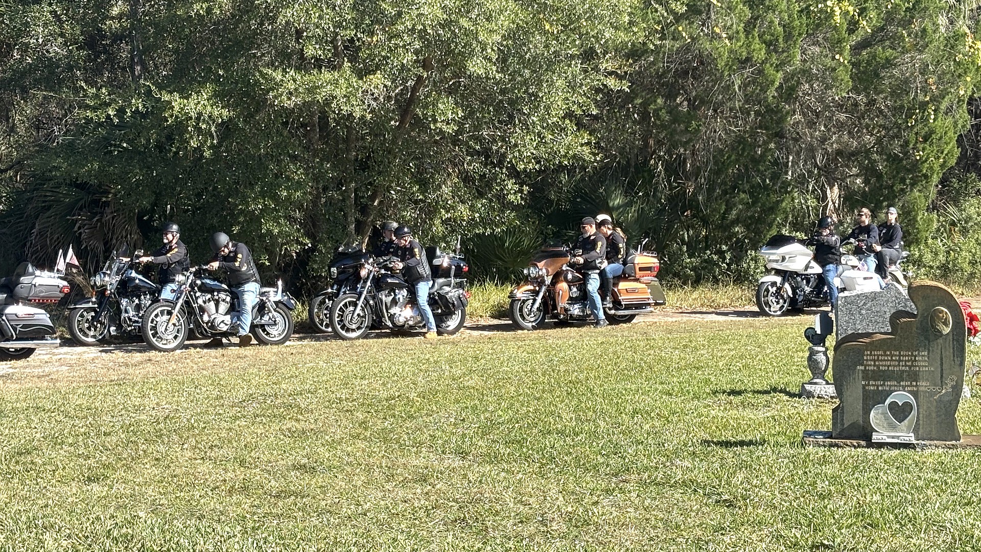 Wreaths Across America honor fallen veterans at Flagler Memorial ...