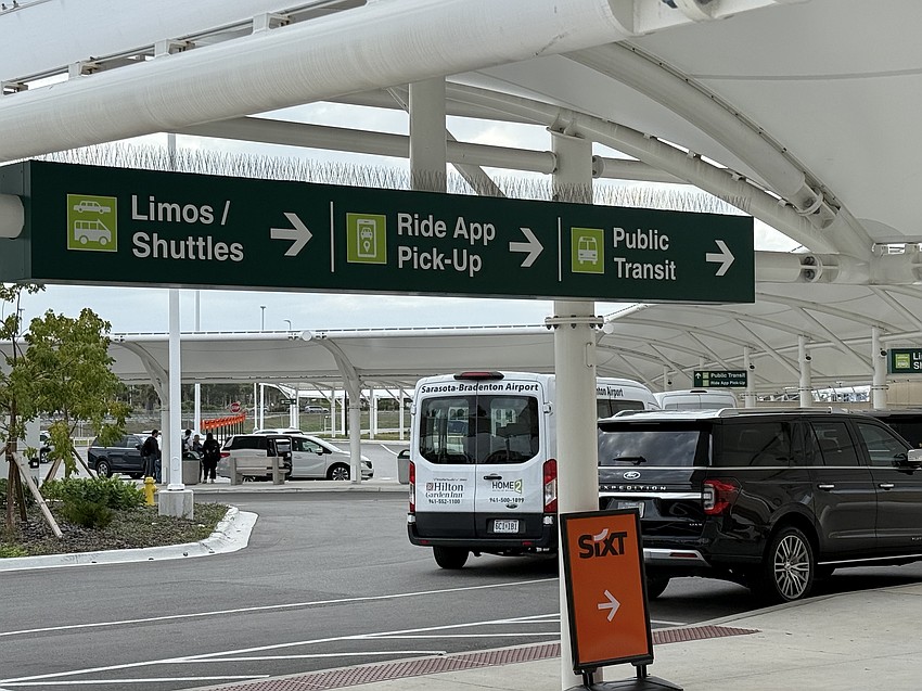 The new ground transportation center at Sarasota-Bradenton International Airport has separated bus, shuttle and ride share activity from Airport Circle for more efficient passenger drop-off and pickup at both locations. The new ground transportation center at Sarasota-Bradenton International Airport has separated bus, shuttle and ride share activity from Airport Circle for more efficient passenger drop-off and pickup at both locations.
