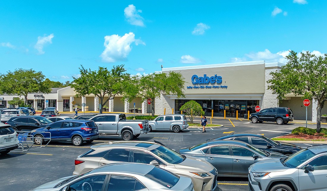JBL Asset Management, a Florida-based real-estate investment manager, acquired the retail center from Continental Realty Corporation.