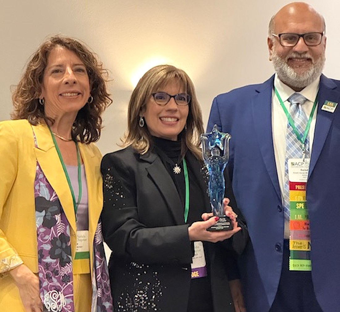 Dr. Wilhelmine Wiese-Rometsch (center), received the 2025 Outstanding Contributions to Advancing the Careers of Women in Medicine Award, resented by Florida American College of Physicians Chapter Governors Dr. Elisa Sottile, and Dr. Ankush Bansalat the chapter’s annual scientific meeting in Orlando.