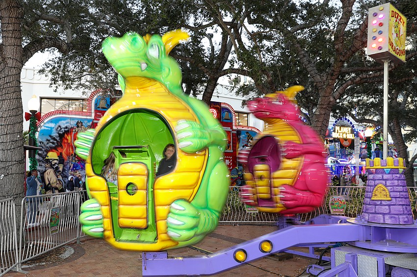 The Dizzy Dragons are a dizzying experience even from the street!