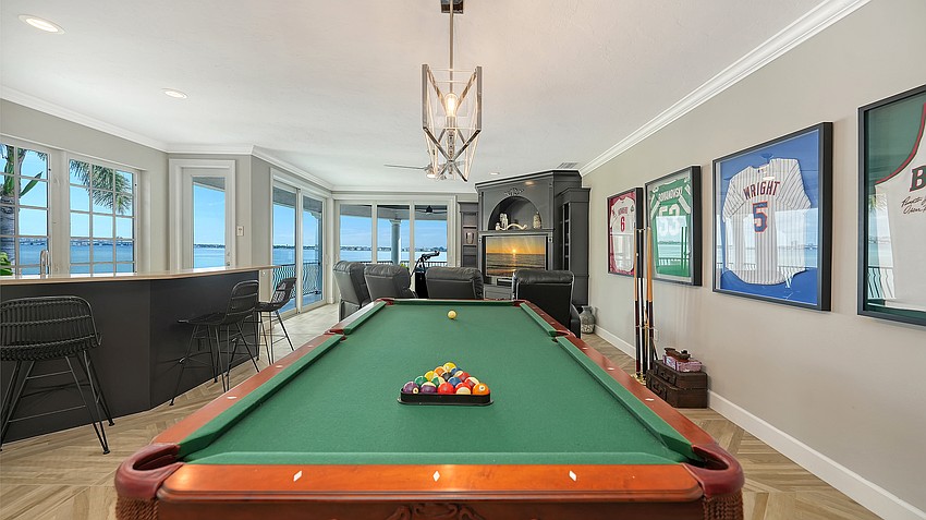 Sports enthusiasts might enjoy the bar-equipped billiards room overlooking Sarasota Bay.