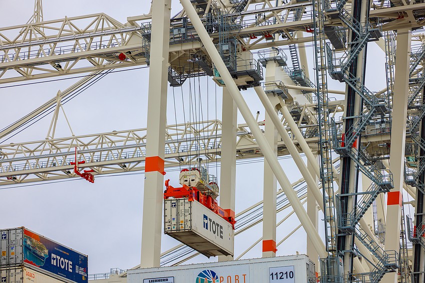 The new Jacksonville Port Authority cranes can move an average of 33 containers each hour with a lift capacity of 65 long tons. The new Jacksonville Port Authority cranes can move an average of 33 containers each hour with a lift capacity of 65 long tons.