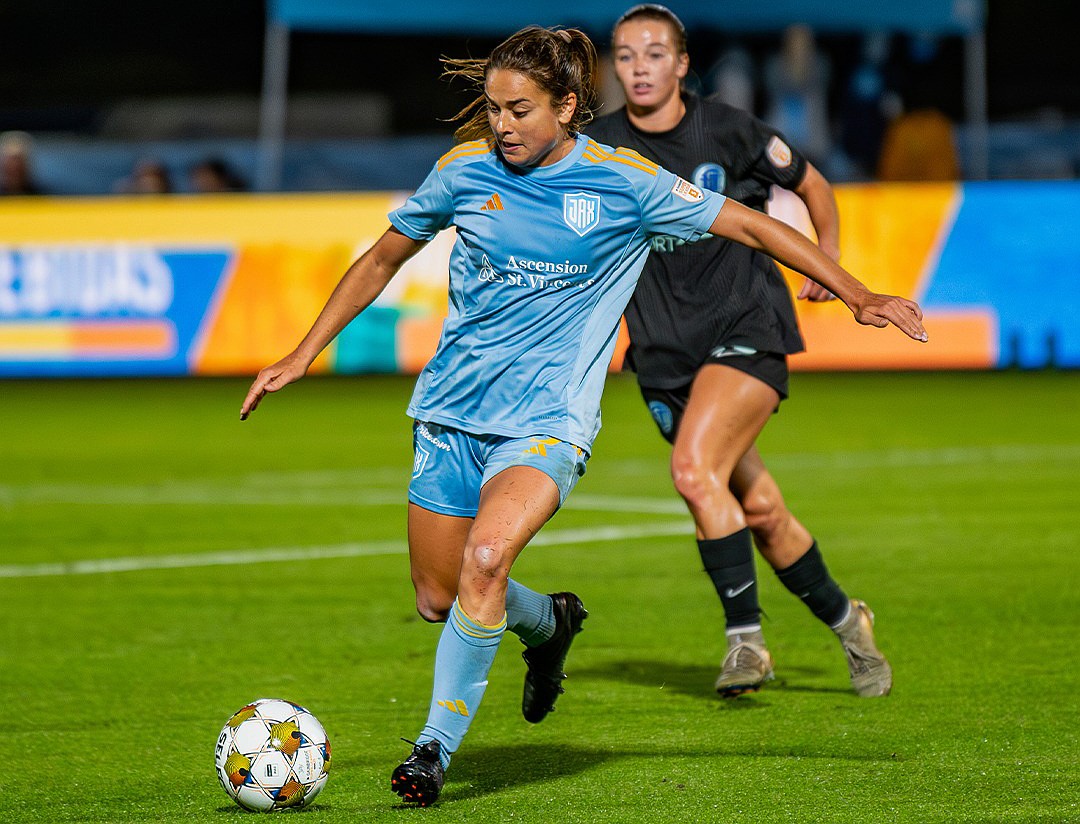 Sophia Boman of the Sporting Jax women’s soccer club lines up a shot against Fort Lauderdale United FC on Dec. 13 at Hodges Stadium at the University of North Florida.