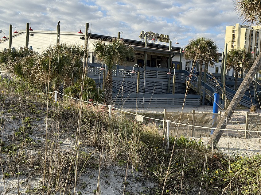 Joe’s Crab Shack at 6 Beach Blvd. in Jacksonville Beach features oceanfront views.