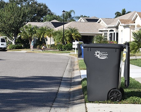 Manatee County continues to receive complaints about its reduced garbage service.