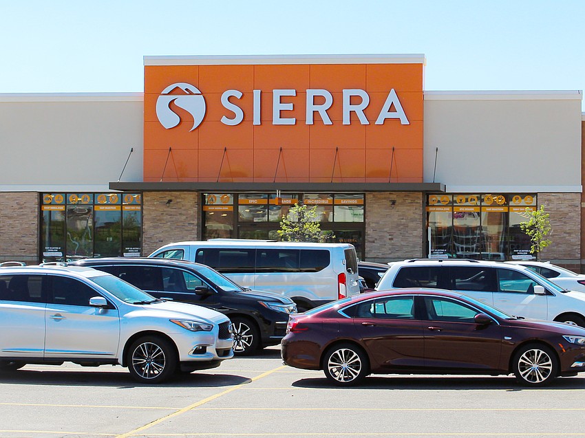Off-price outdoor gear and apparel retailer Sierra plans to enter Florida with its first store in the Riverplace Shopping Center in Mandarin. Off-price outdoor gear and apparel retailer Sierra plans to enter Florida with its first store in the Riverplace Shopping Center in Mandarin.