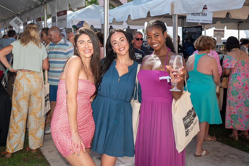 Kendra Navarre, Holly Hoover and Faith Adesanya