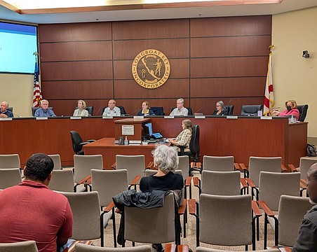 Longboat Key Town Commission met for a workshop meeting Tuesday, Jan. 20 to discuss food truck regulations, temporary certificates of occupancy and police department crime statistics.