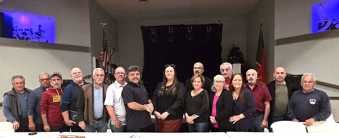 Standing: Duarte Pereira, António Fernandes, Fernando Faria, Nelson
Tereso, Mário Ferreira, Humberto Alves, Victor Oliveira, Lucy Kelley, Tina Brito, Fernanda Pereira and Fátima Oliveira. Back row: Tony Brito, Manuel Goulart, Alcides Lopes and Paulo Rodrigues. Not pictured: RosaMaria Vitoria, Teresa Jesus, Marissa Jesus, Carlos Fornelos, João Costa,
Teresa Costa, António Cruz, Mário Dourado, Claudio Morais, Alcides Parracho and Marcos Santos. Courtesy photo