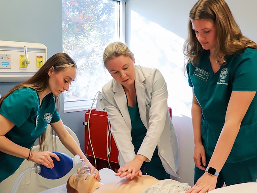 Jacksonville University and Brooks Rehabilitation announced Jan. 28 a scholarship for high-performing nursing students.