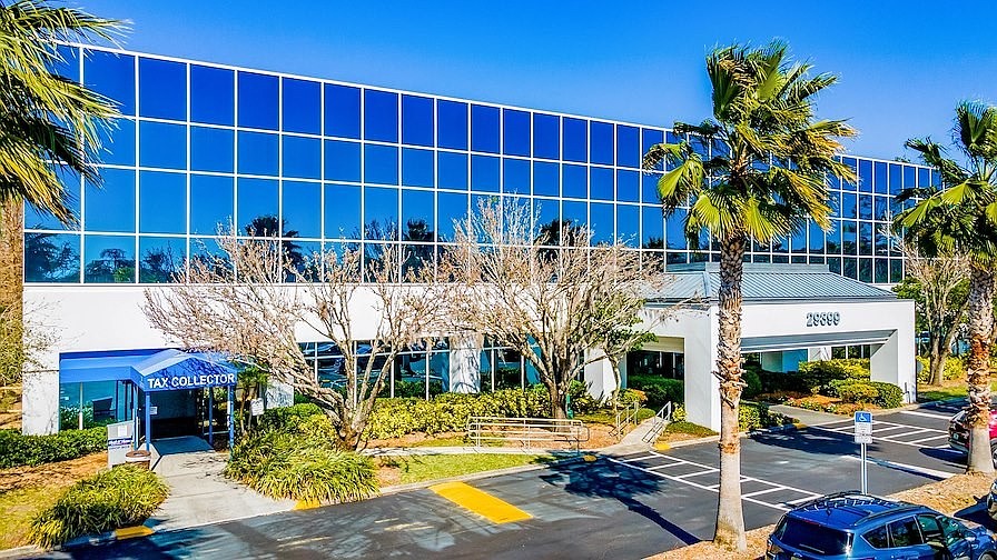 Northside Square in Clearwater has sold for $5.8 million.