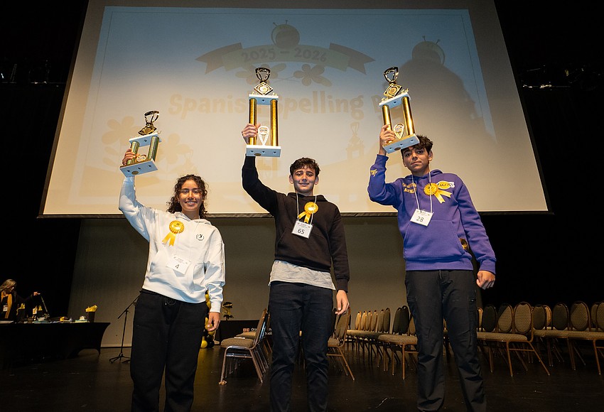 Two Southwest Orange middle school students place in Spanish bee