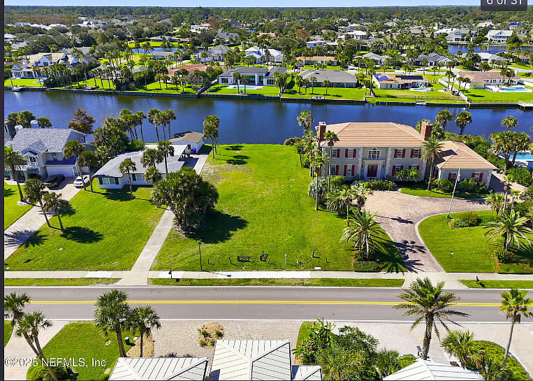 A 0.26 acre waterfront lot at 562 Ponte Vedra Blvd. in Ponte Vedra Beach offers plenty of potential for the new owners.